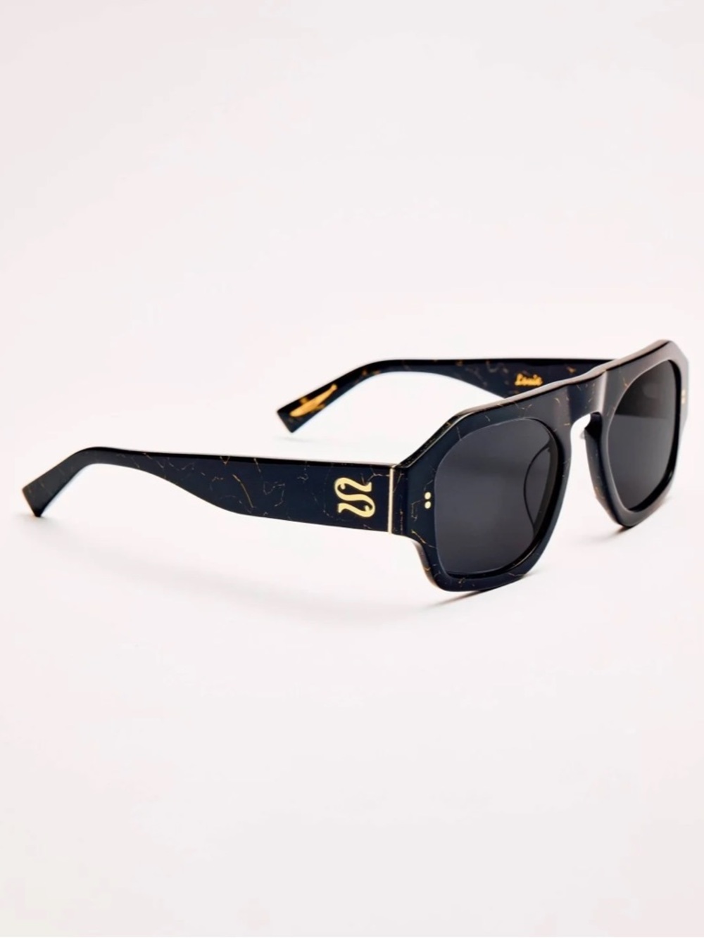 Sardine Louis Nouveau Noir Sunglasses - Picture 8 of 16